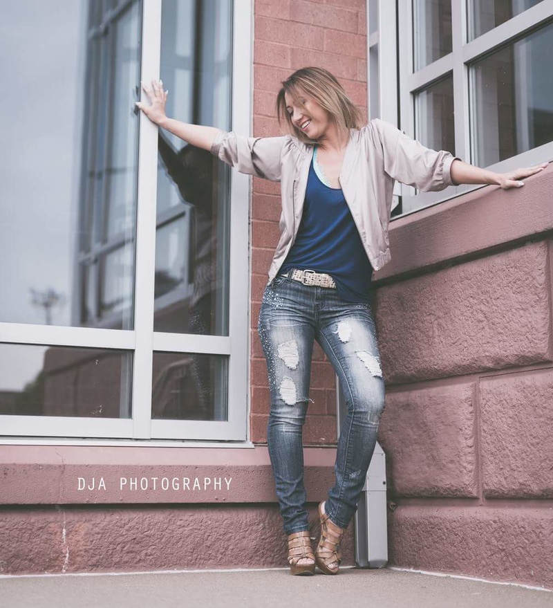Female model photo shoot of FeFeLine in Quad Cities of Iowa & Illinois