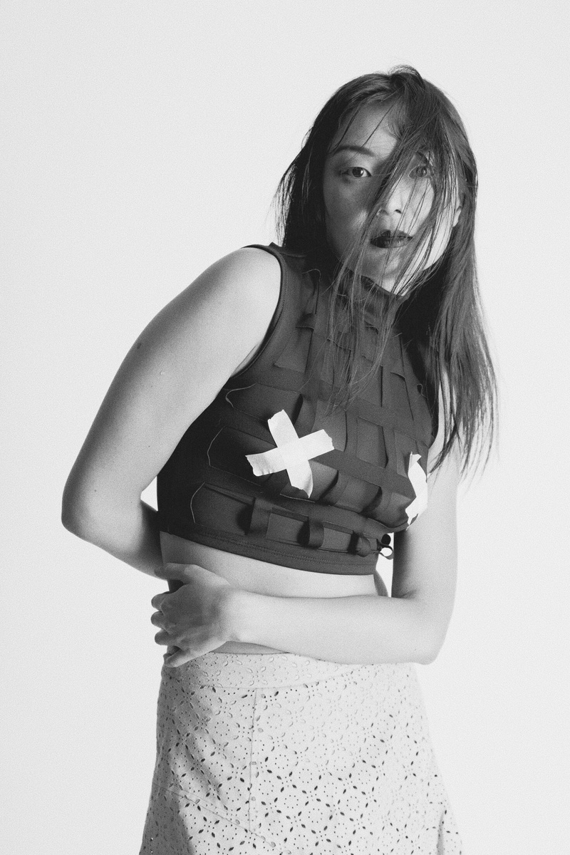 Female model photo shoot of Jennifer Liu