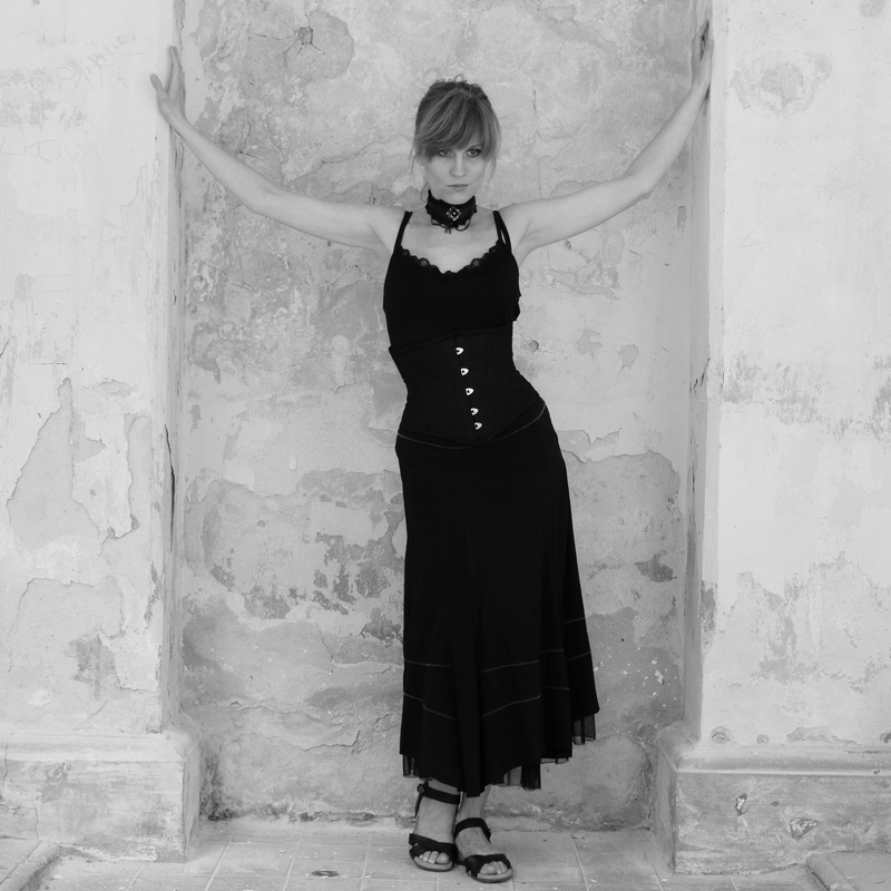 Female model photo shoot of Mina Nox by Venezia