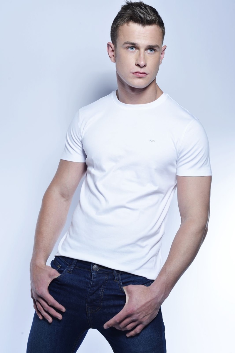 Male model photo shoot of Danny Rees