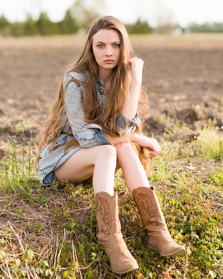 Female model photo shoot of princess01 in North Carolina