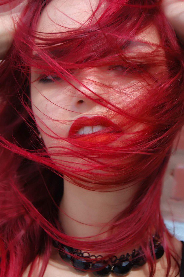 Female model photo shoot of Dasha Red