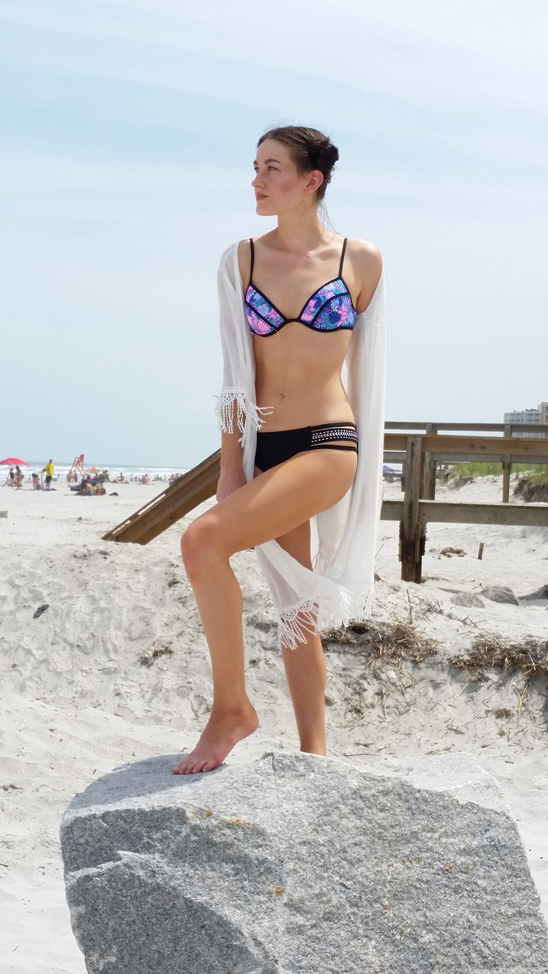 Female model photo shoot of AlyssaBethSullivan