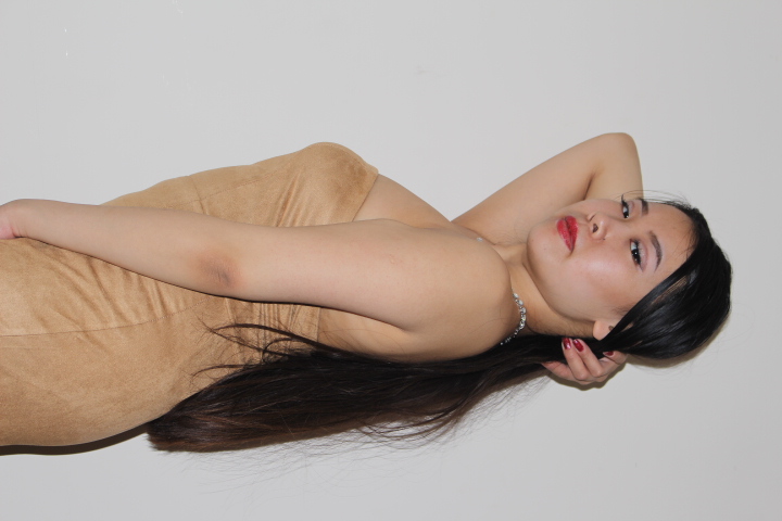 Female model photo shoot of Jenny_Vuong 