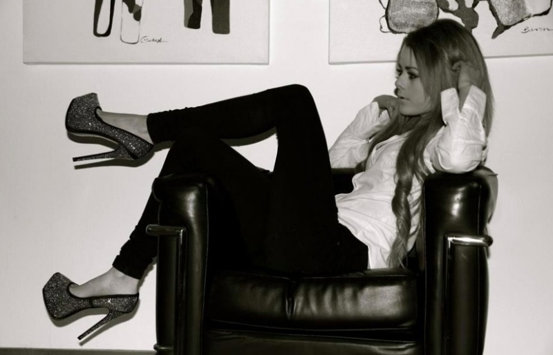 Female model photo shoot of Elsa Larsson