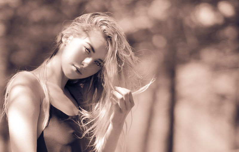 Male model photo shoot of Rob Davila in Oneonta Gorge