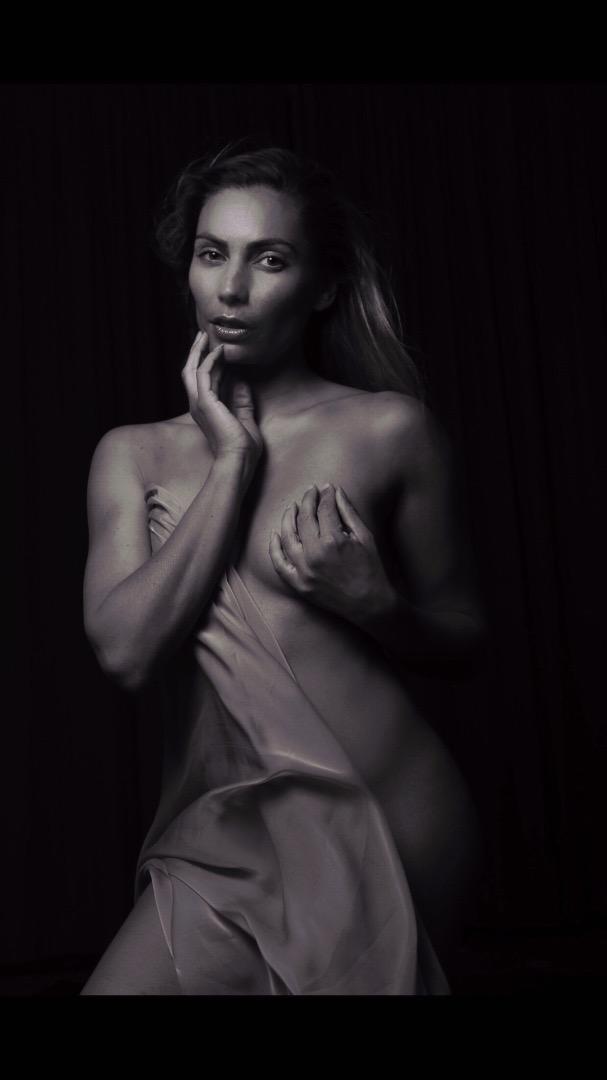 Female model photo shoot of SydneyJoJacksonphotos