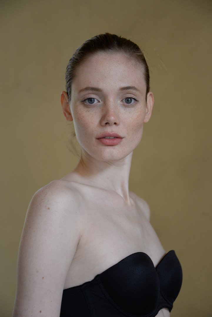 Female model photo shoot of Kira Dice