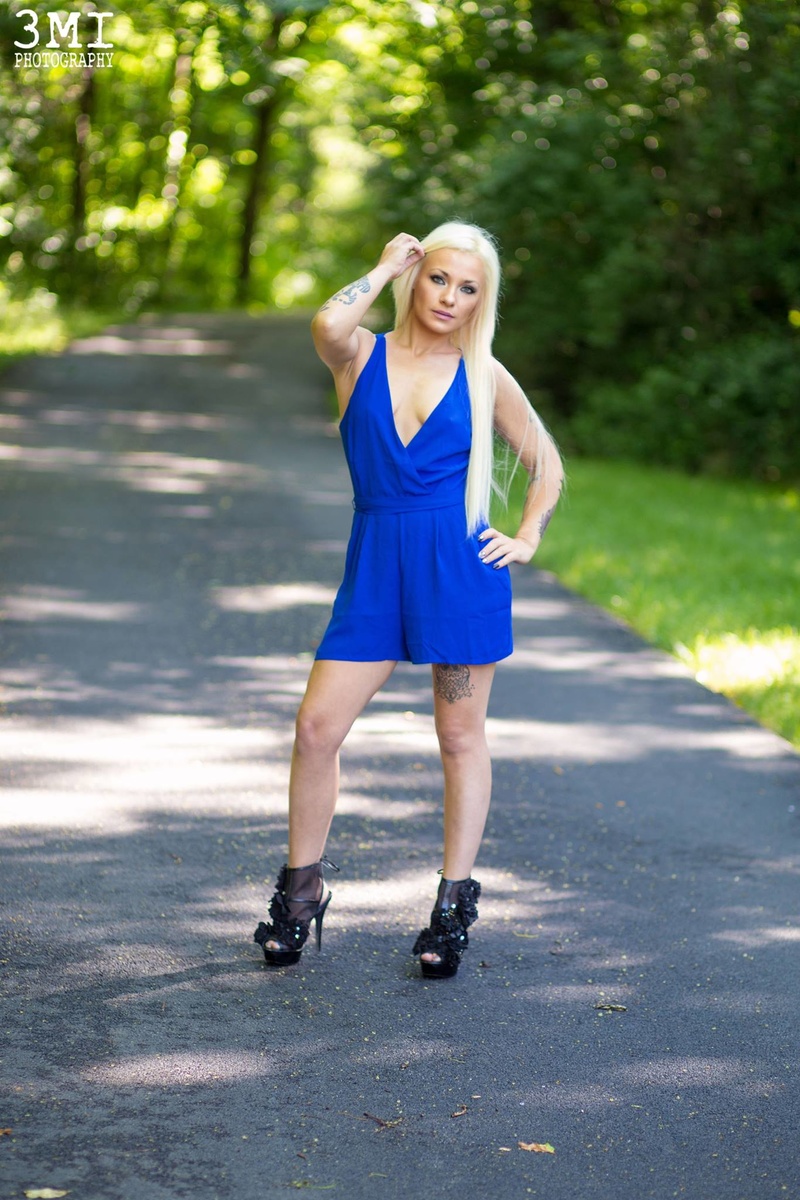 Female model photo shoot of Jessica Leake by 3MI PHOTOGRAPHY in West Virginia