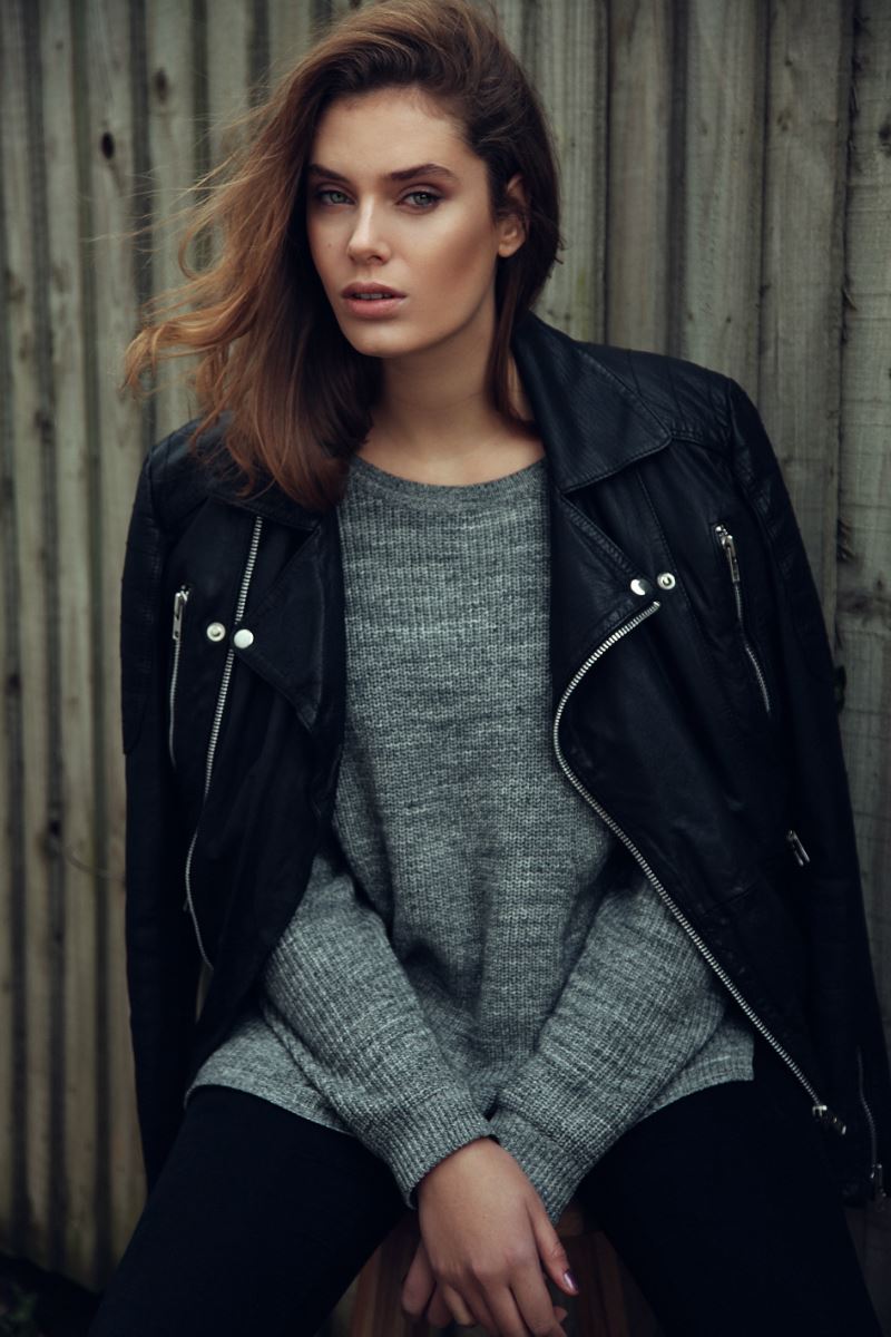 Female model photo shoot of Sigridlauraa in London