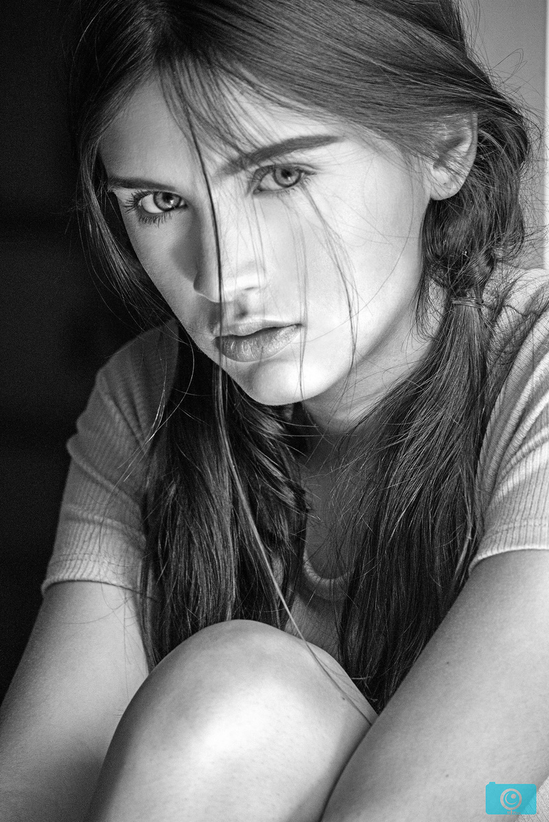 Female model photo shoot of Mi Worx Photography