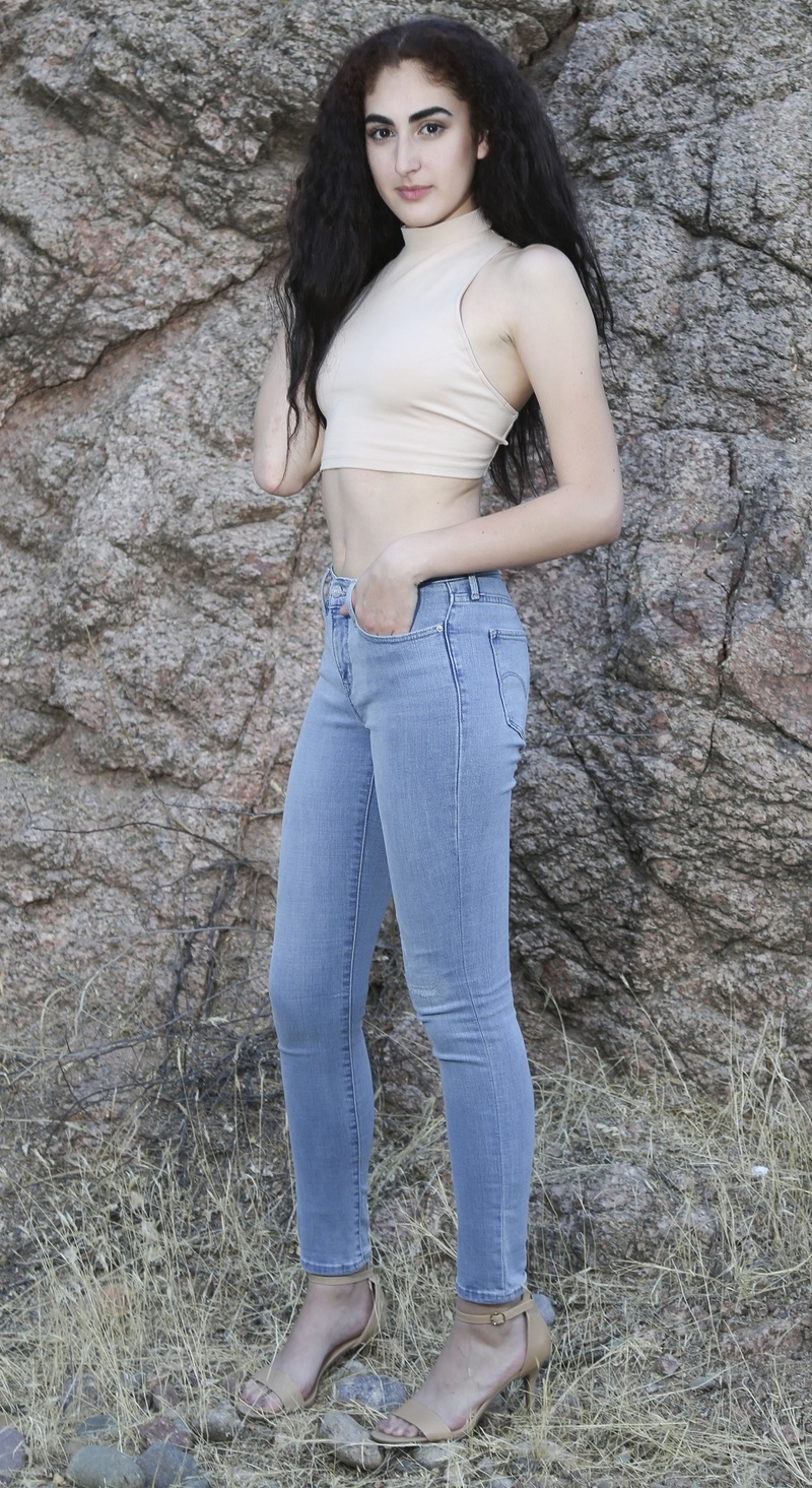 Female model photo shoot of EMunoz in Mesa