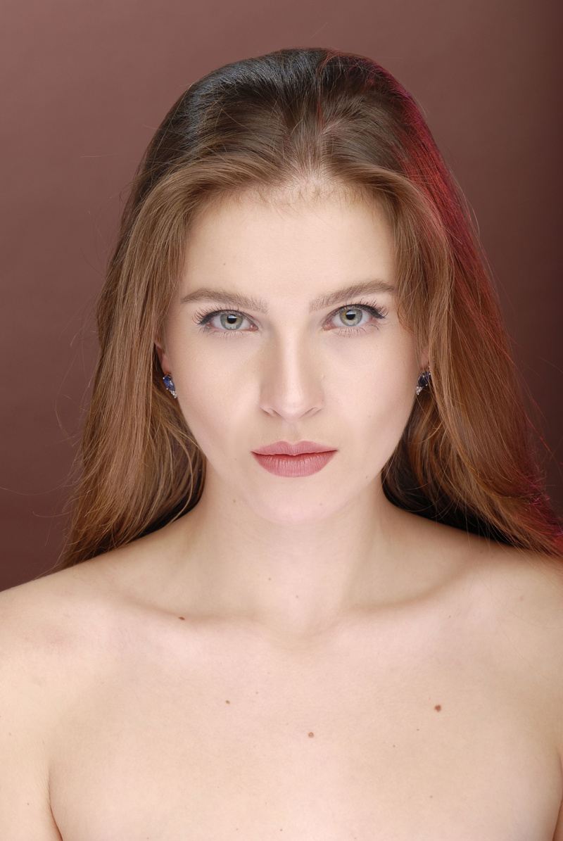 Female model photo shoot of JuliaIvashkevych