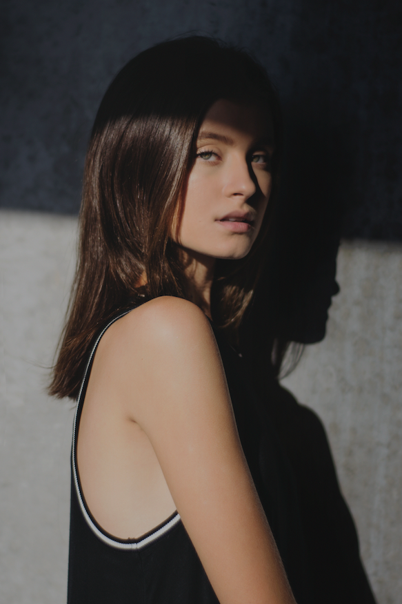 Female model photo shoot of Hanna Koehler
