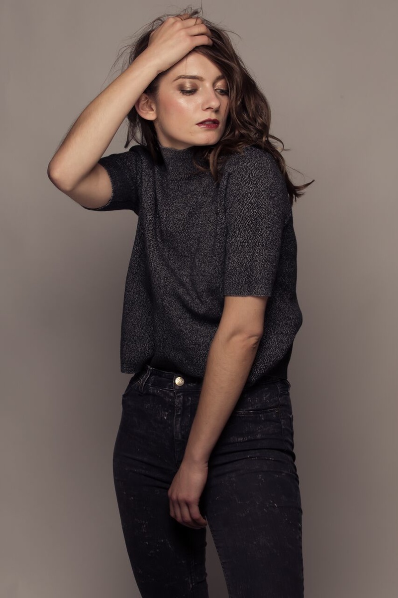 Female model photo shoot of Michelle Twarowska
