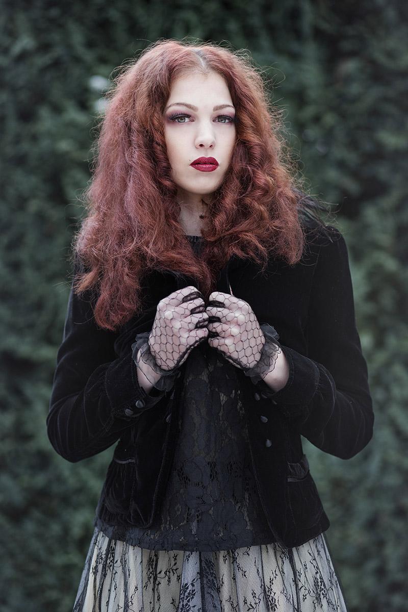 Female model photo shoot of leosophia in Frankfurt