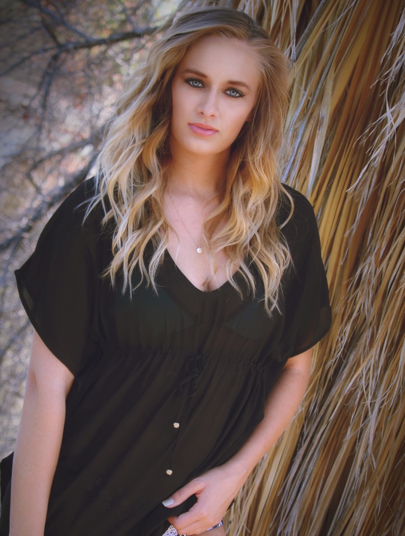 Female model photo shoot of Kizzy Brooke in Scottsdale, AZ