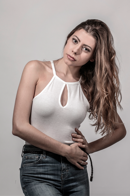 Female model photo shoot of Sofi Natalie