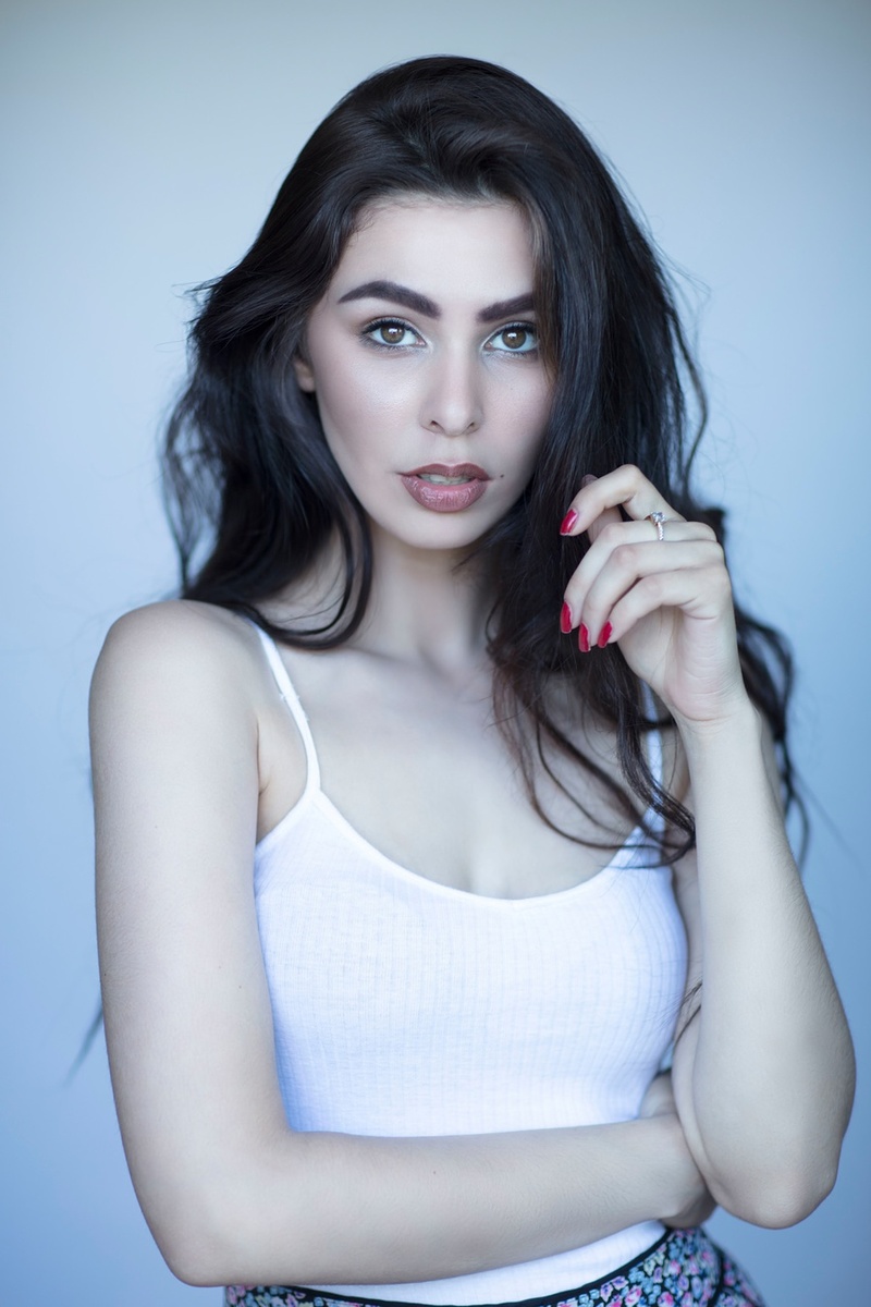 Female model photo shoot of ShannonPagee