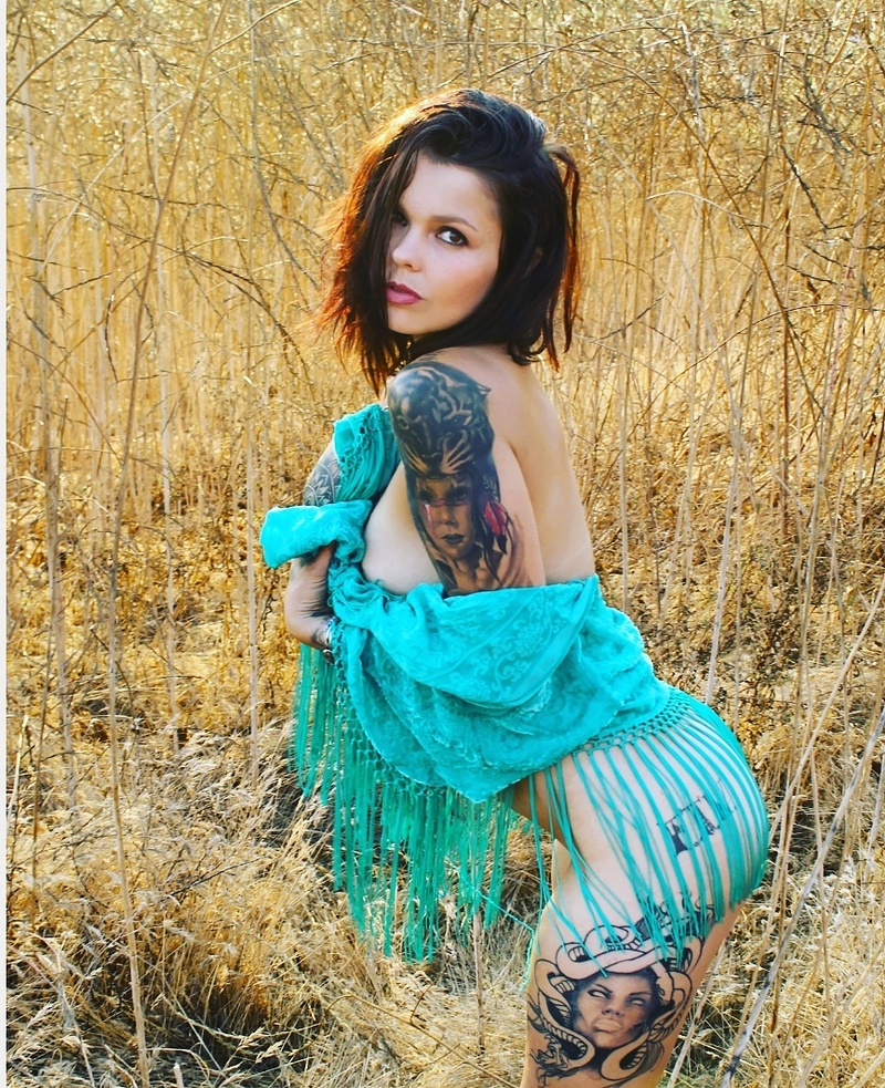 Female model photo shoot of Cheyenne Vixen in Costa Mesa