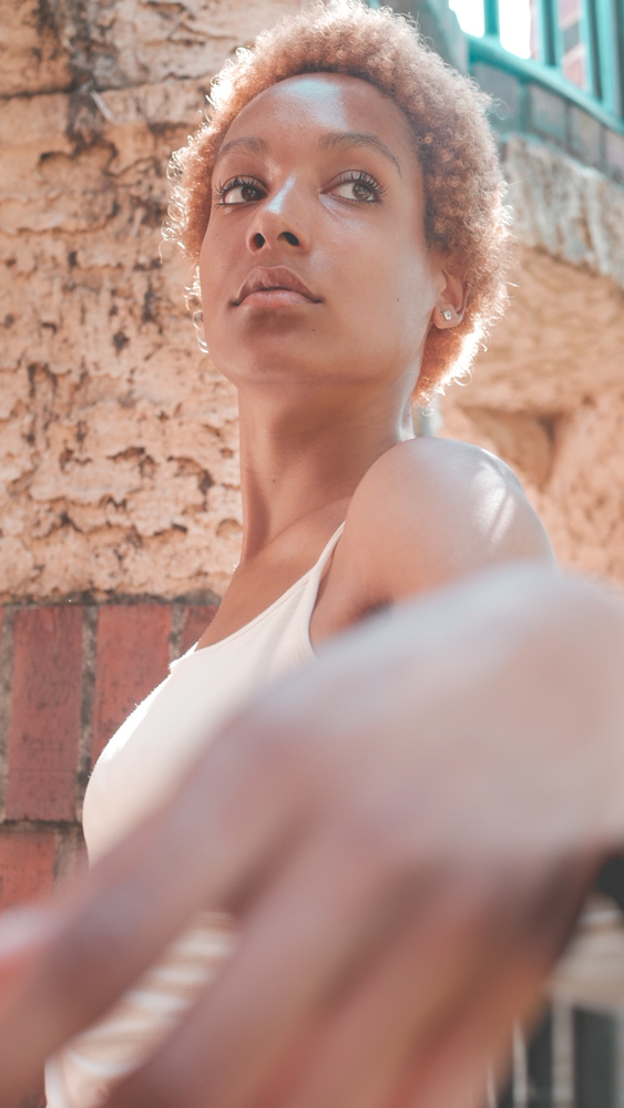 Female model photo shoot of quishbowe