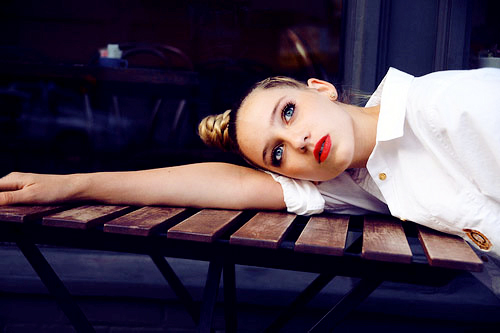 Female model photo shoot of Alicia Manning Kushner