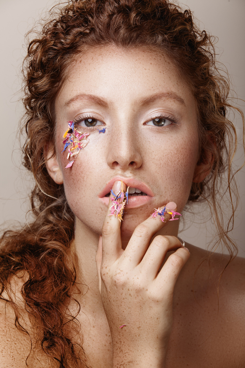 Female model photo shoot of Tatiana Dubchuck by Verena Mandragora
