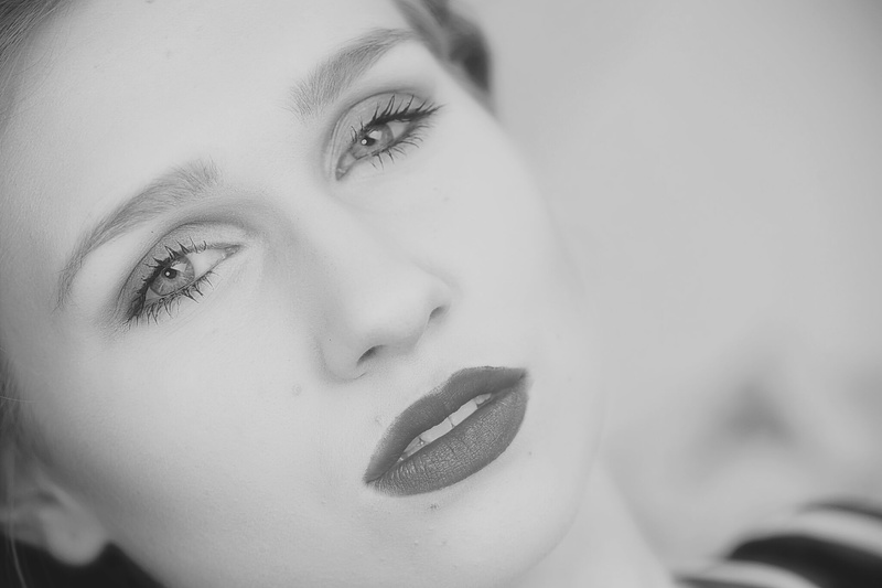 Female model photo shoot of Sarah_Emerson
