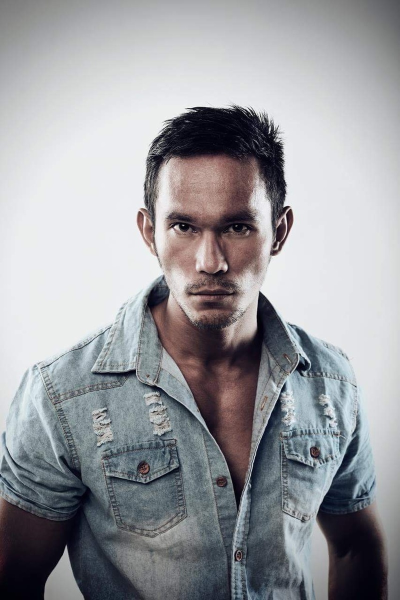 Male model photo shoot of Jun Marasigan