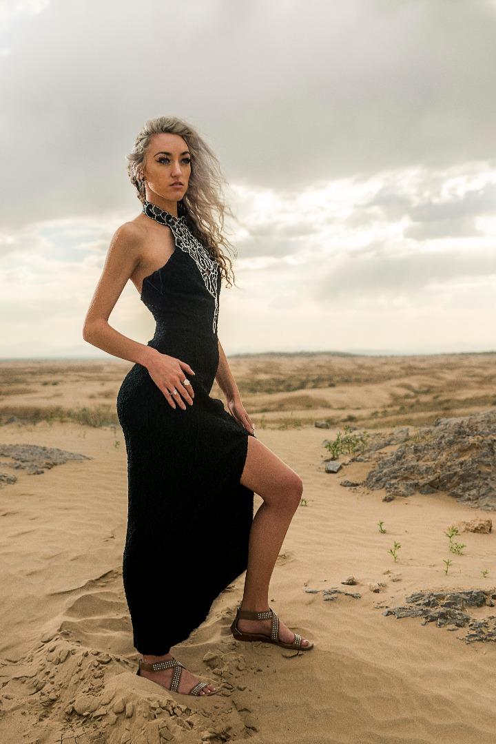Female model photo shoot of Alexa Kristine
