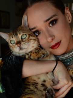 Female model photo shoot of Elle Mabrouk