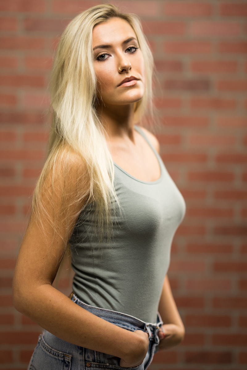 Female model photo shoot of anolet