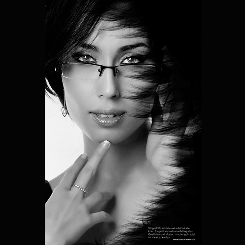 Female model photo shoot of Mona Zoho