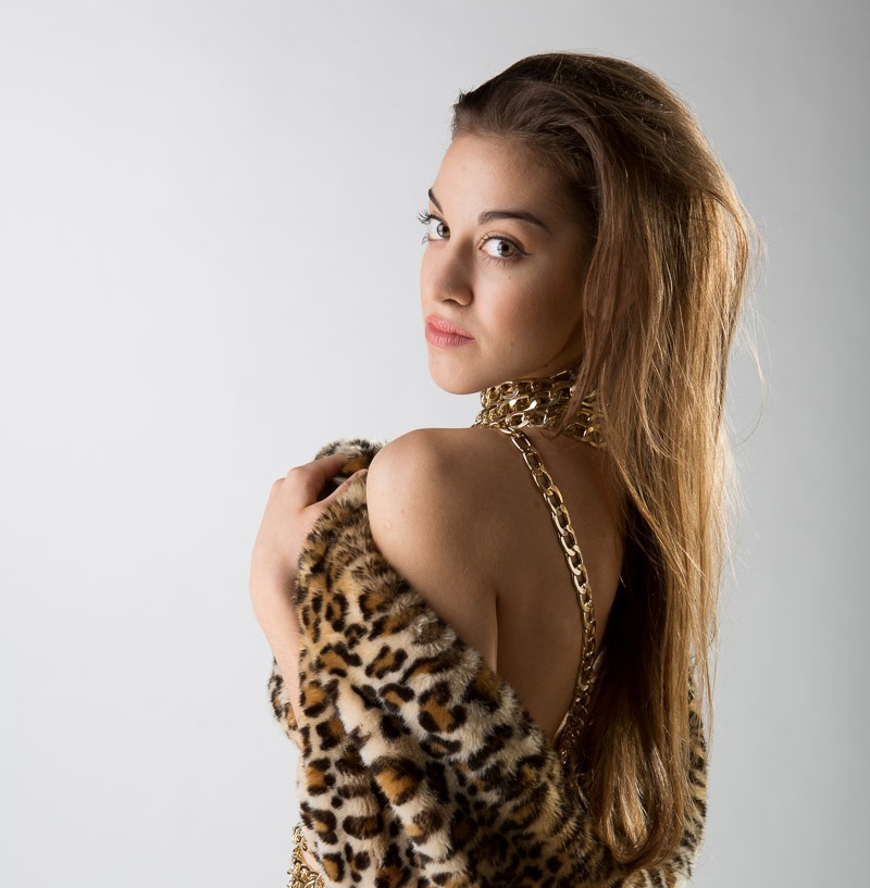 Female model photo shoot of Natalijjjja