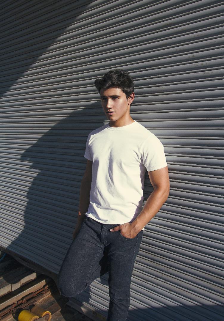 Male model photo shoot of Alex Rene