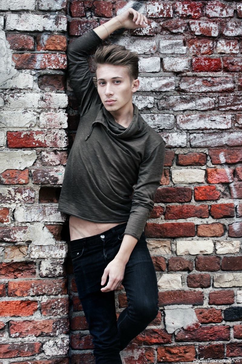 Male model photo shoot of Egordiatlov