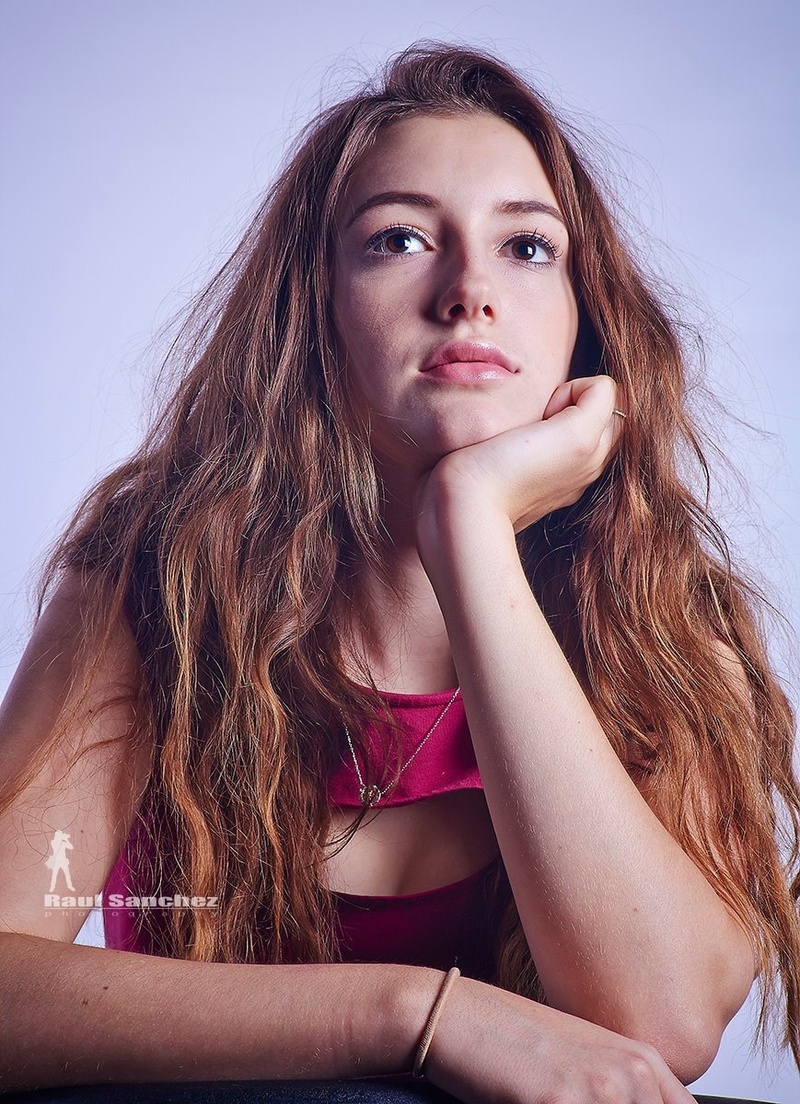 Female model photo shoot of shelbyhaskins in Dunedin, FL