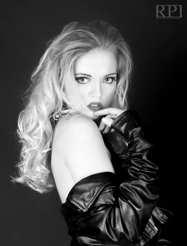 Female model photo shoot of Mikaela Armstrong