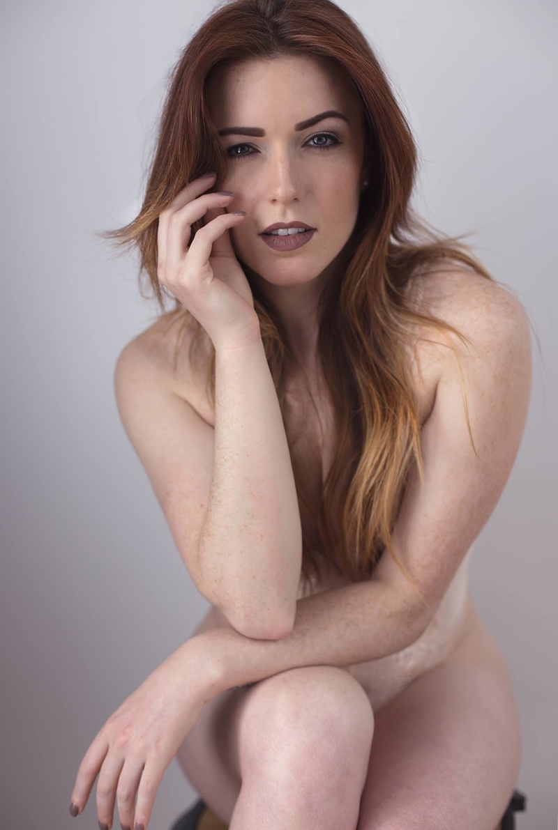 Female model photo shoot of Victoria Chimenti