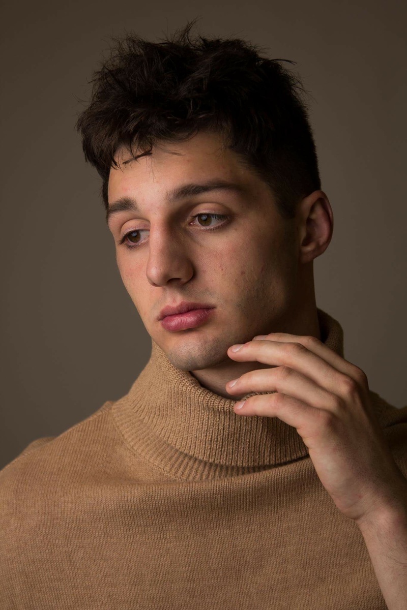 Male model photo shoot of DaveyJRobinson