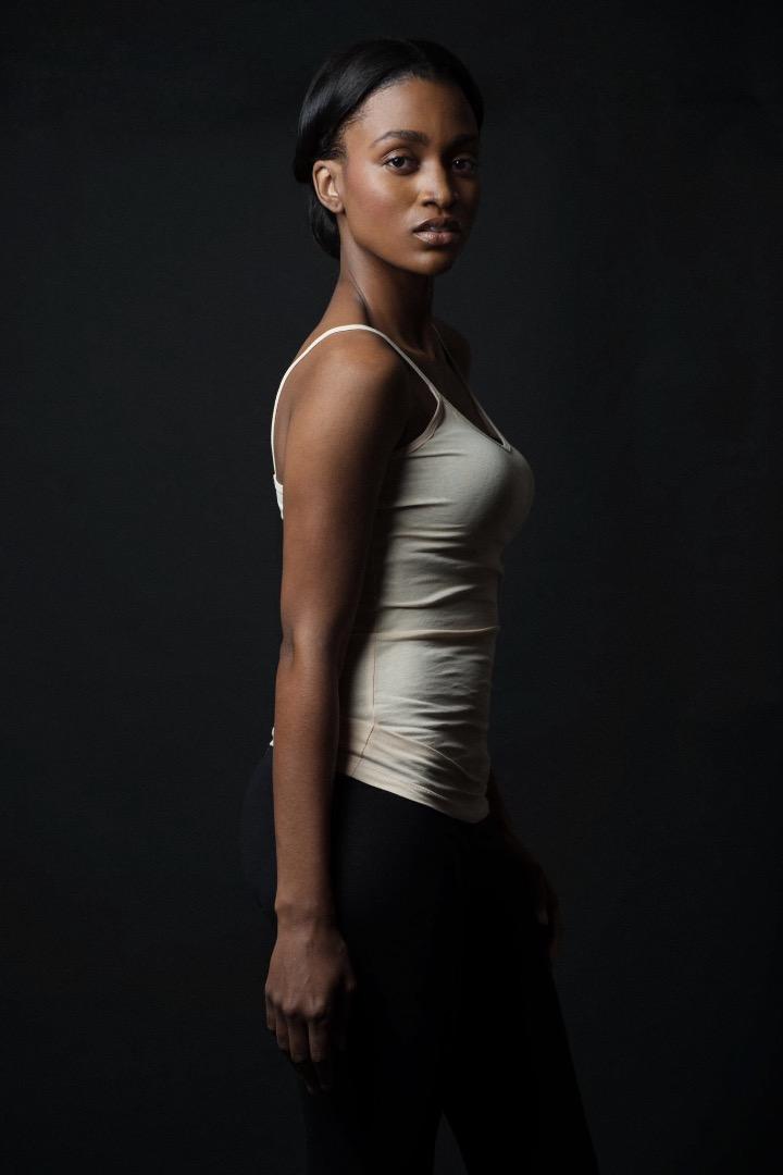 Female model photo shoot of Termeshia Collier
