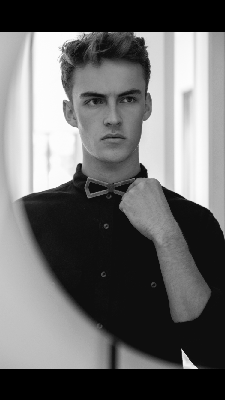 Male model photo shoot of Seanmr2