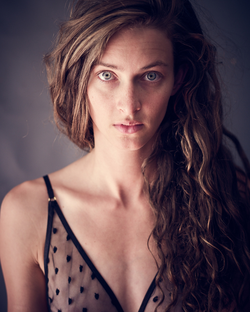 Female model photo shoot of MeganLRiley by Silverstudio