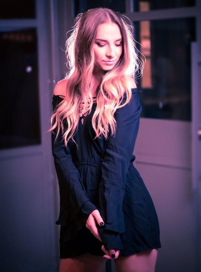 Female model photo shoot of Dakota Dean