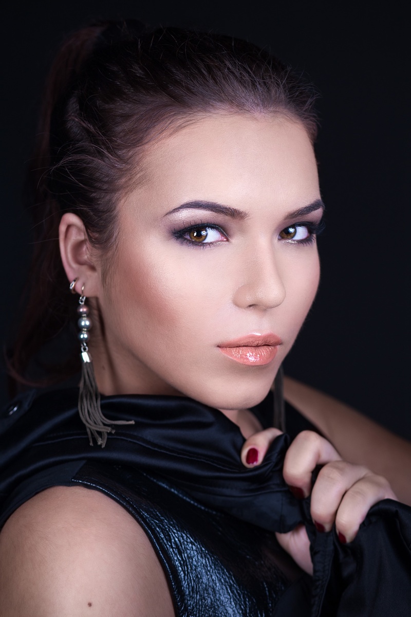 Female model photo shoot of OlgaZ