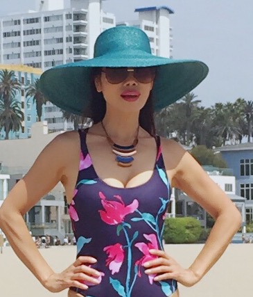 Female model photo shoot of Monica-Zhang in Santa Monica