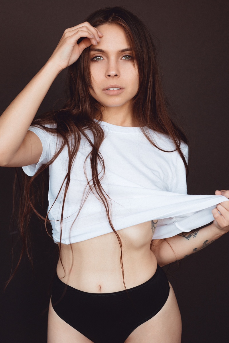 Female model photo shoot of Rachel Dashae in Philly