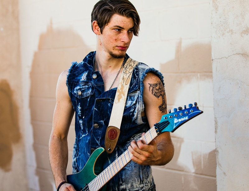 Male model photo shoot of Guitarguy05