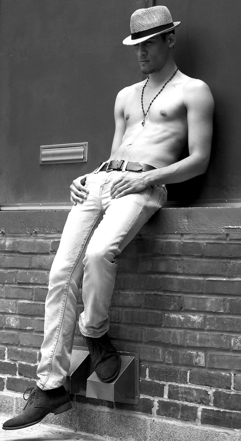 Male model photo shoot of Xtian Alen