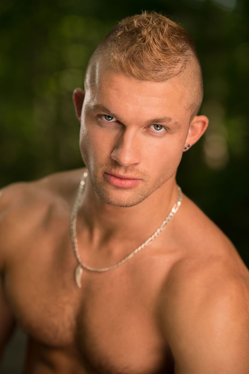 Male model photo shoot of Vasile Raicu